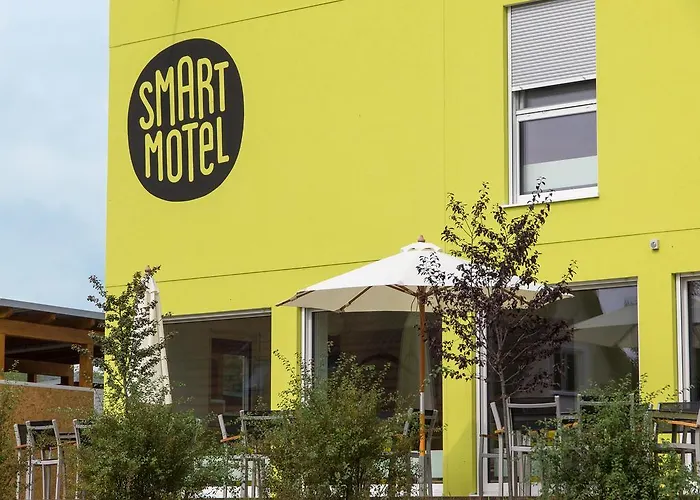 Smart Motel